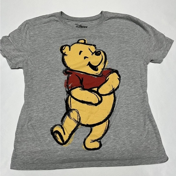Vintage Disney Winnie the Pooh Distressed Look T-Shirt - Size Small- EUC - Picture 1 of 8